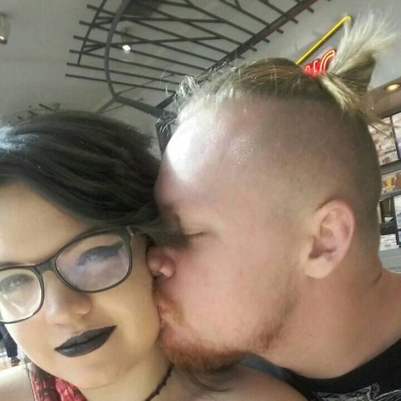 Meet your Posher, Maria - Picture 1 of 1